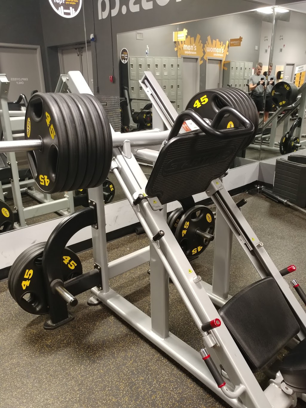 Fit4Less | 6339 200 St, Langley City, BC V2Y 1A2, Canada | Phone: (604) 534-4348
