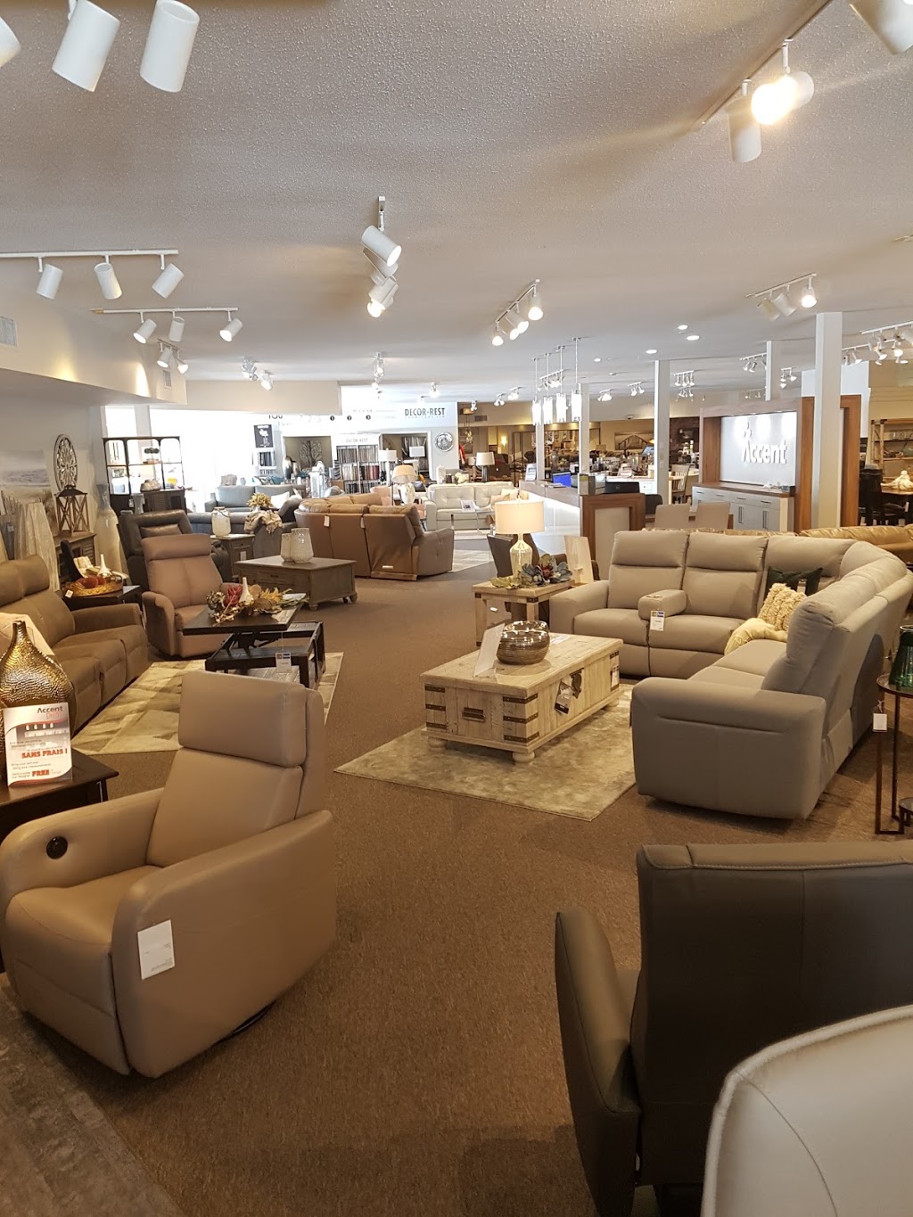 Accent, Meubles R. Lalonde Furniture | furniture store | 2832 Laurier St, Rockland, ON K4K 1A2, Canada | 6134464686 OR +1 613-446-4686