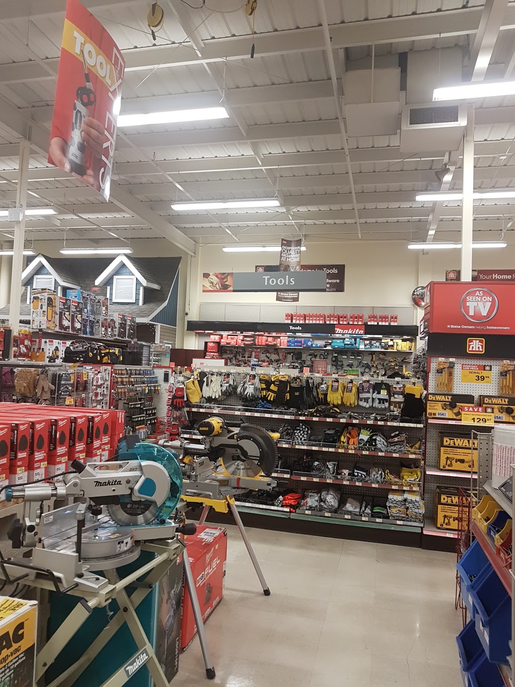 Selkirk Home Hardware Building Centre | 917 Manitoba Ave, Selkirk, MB R1A 3T7, Canada | Phone: (204) 785-2773