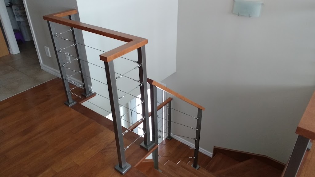 Porte Moustiquaire S B escalier | 12875 118e Av, Saint-Georges, QC G5Y 5B9, Canada | Phone: (418) 222-4512