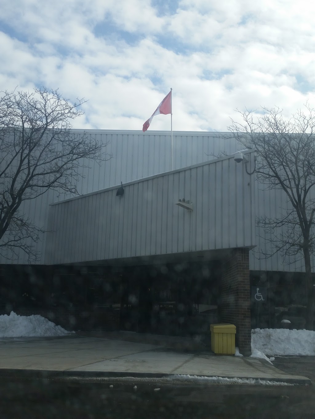 Retail City Canadian Tire | storage | 75 Barber Greene Rd, North York, ON M3C 2A2, Canada