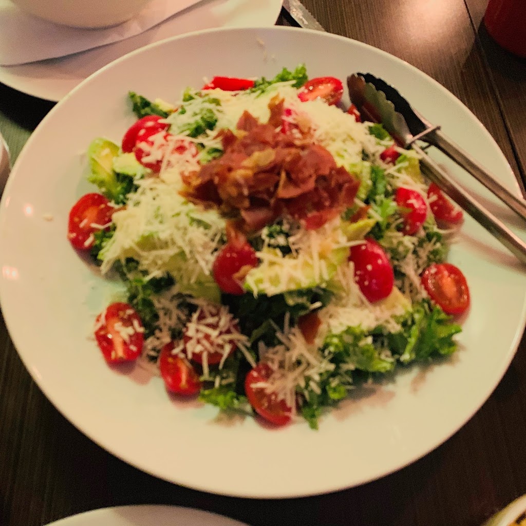 Napoli Centrale | 964 Bathurst St, Toronto, ON M5R 3G5, Canada | Phone: (416) 901-6791