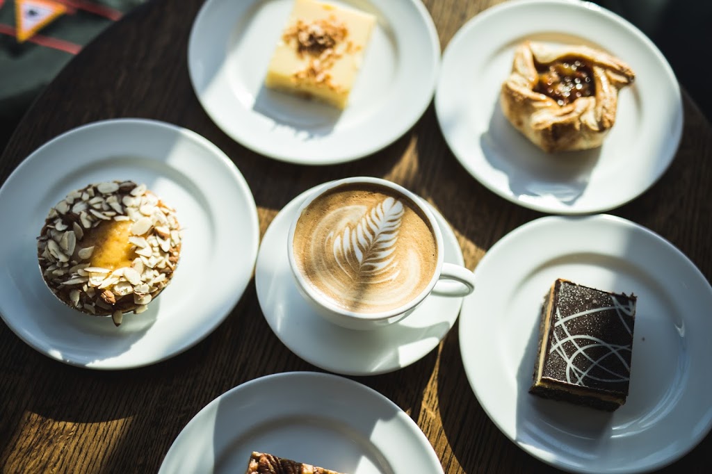 Delanys Coffee House | 815 Main St, West Vancouver, BC V7T 2Z3, Canada | Phone: (604) 922-5100