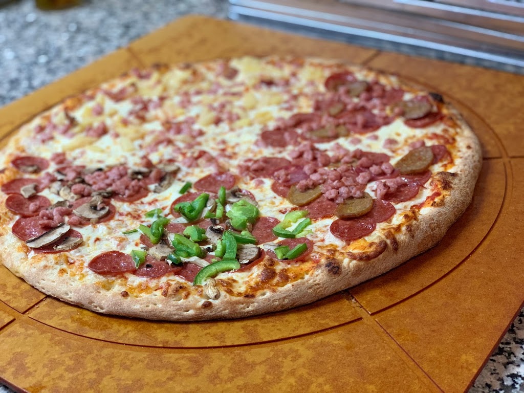 Pizza Pizza | 545 Steeles Avenue West Unit: 25-D, Brampton, ON L6Y 3E7, Canada | Phone: (416) 967-1111