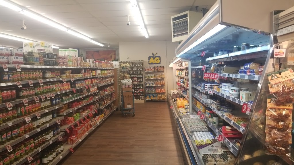 Bassano Family Foods | 333 2 Ave, Bassano, AB T0J 0B0, Canada | Phone: (403) 641-3553