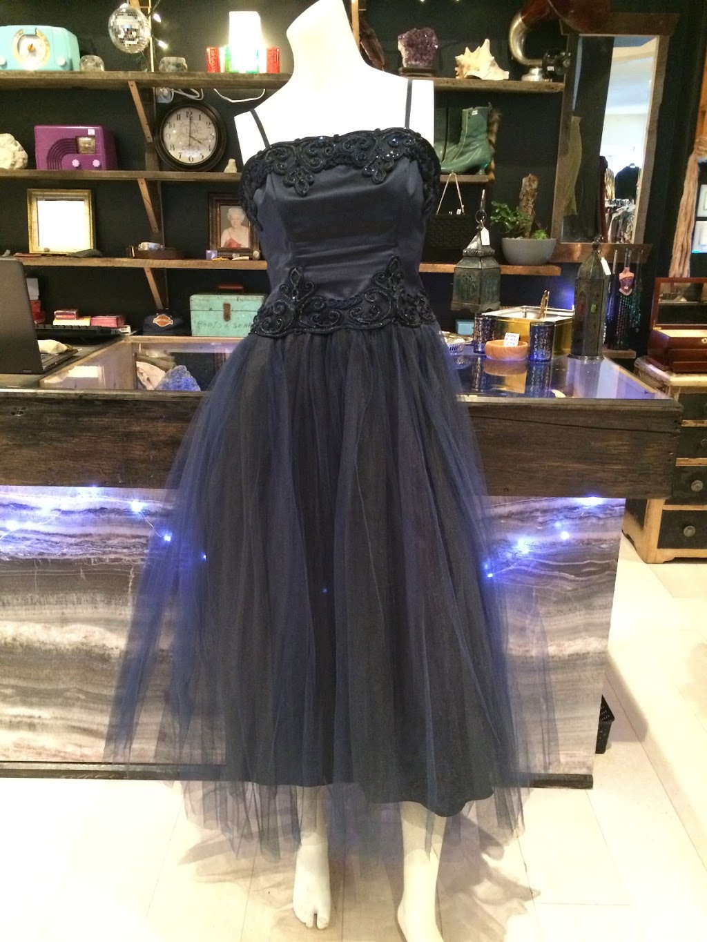 Friperie "La ptite Curieuse" | 164 ch. de saint-jean, La Prairie, QC J5R 2J8, Canada | Phone: (438) 921-6766