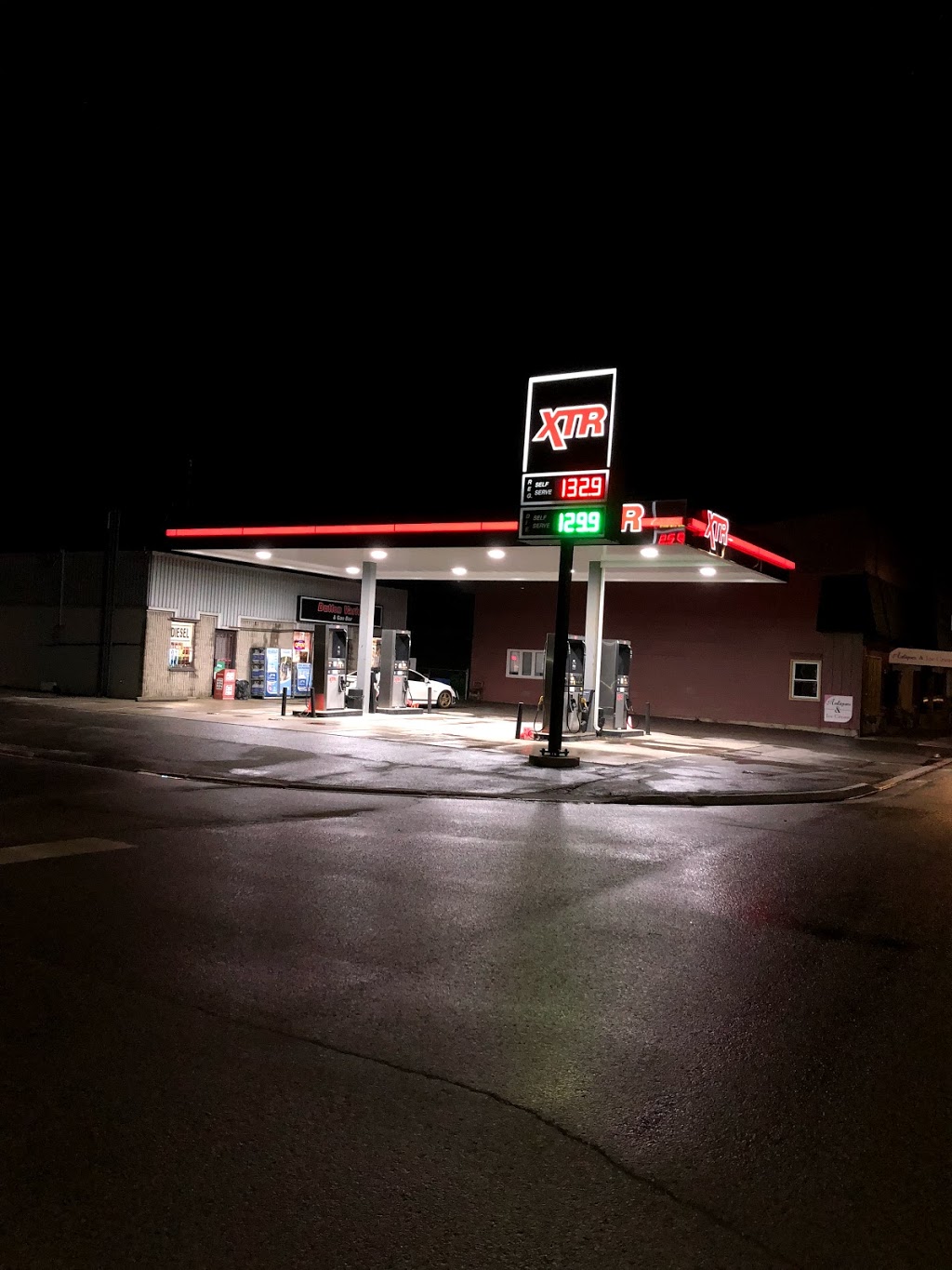 Dutton Variety & Gas Bar Inc | 197 Currie Rd, Dutton, ON N0L 1J0, Canada | Phone: (519) 762-2710