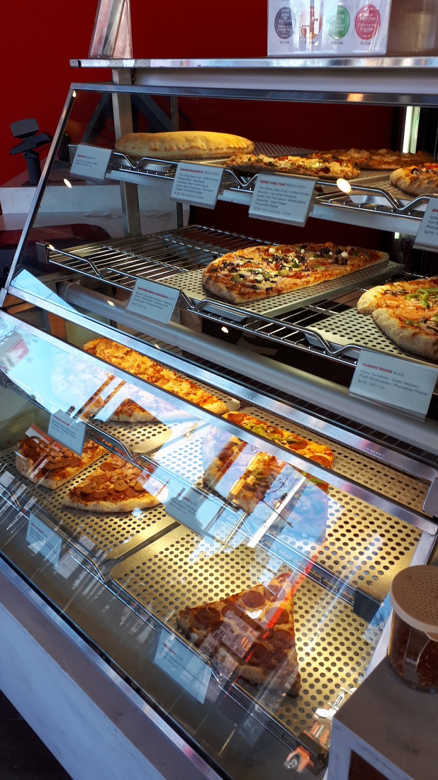 Pizza Pizza | 673 Somerset St W, Ottawa, ON K1R 6P3, Canada | Phone: (613) 737-1111