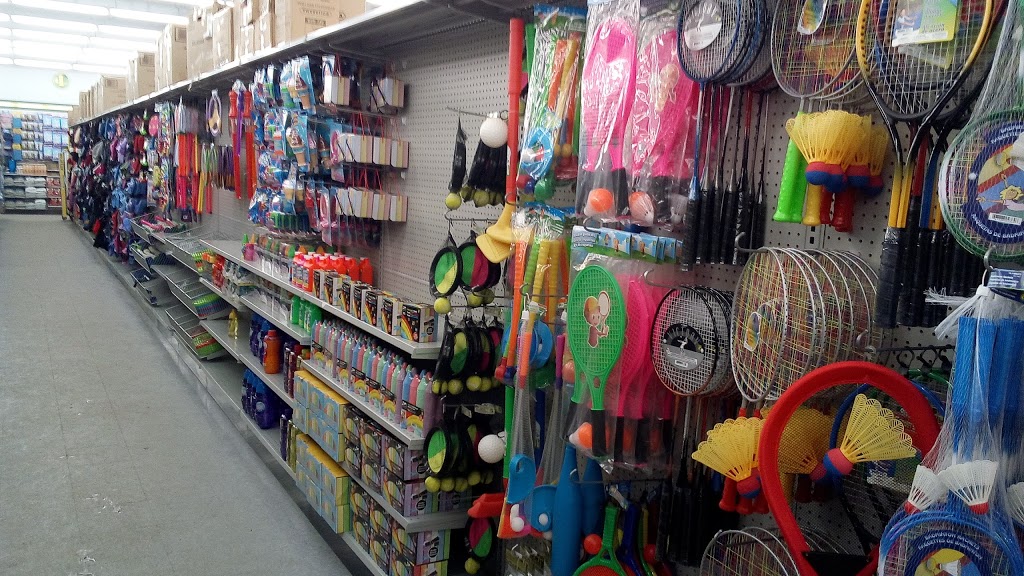 Dollarama | 13905 Rue Saint-Simon, Mirabel, QC J7N 1P3, Canada | Phone: (450) 436-8253