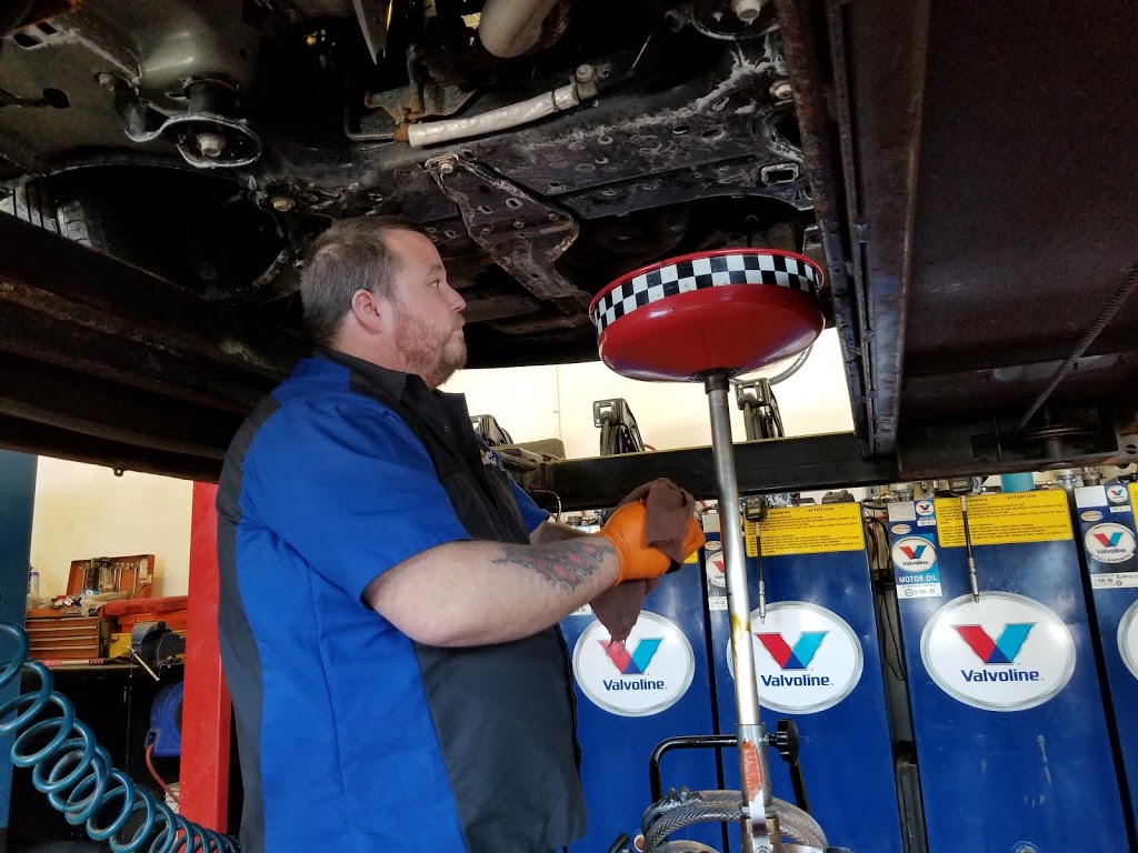 AUTO TECH EXPRESS LUBE | 767 Notre Dame St, Embrun, ON K0A 1W1, Canada | Phone: (613) 443-1000