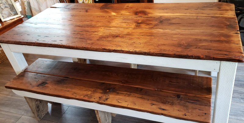 Deja vu Decor | 2640 Mary Nichols Rd, Lakefield, ON K0L 2H0, Canada | Phone: (705) 930-6005