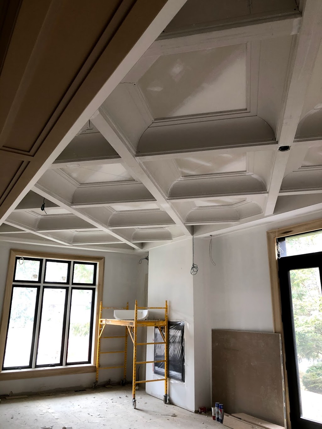 Picasso Interior Construction | 47 Manor Ridge Trail, Mount Albert, ON L0G 1M0, Canada | Phone: (905) 898-9094