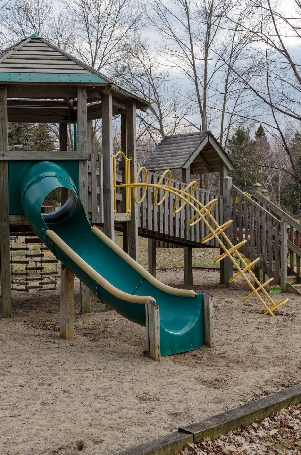 Tollendal Woods | 40 Royal Oak Dr, Barrie, ON L4N 7S5, Canada