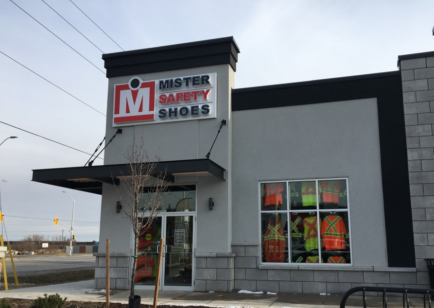 Mister Safety Shoes | 3339 Wonderland Rd S Unit #6, London, ON N6L 0E3, Canada | Phone: (226) 667-4500