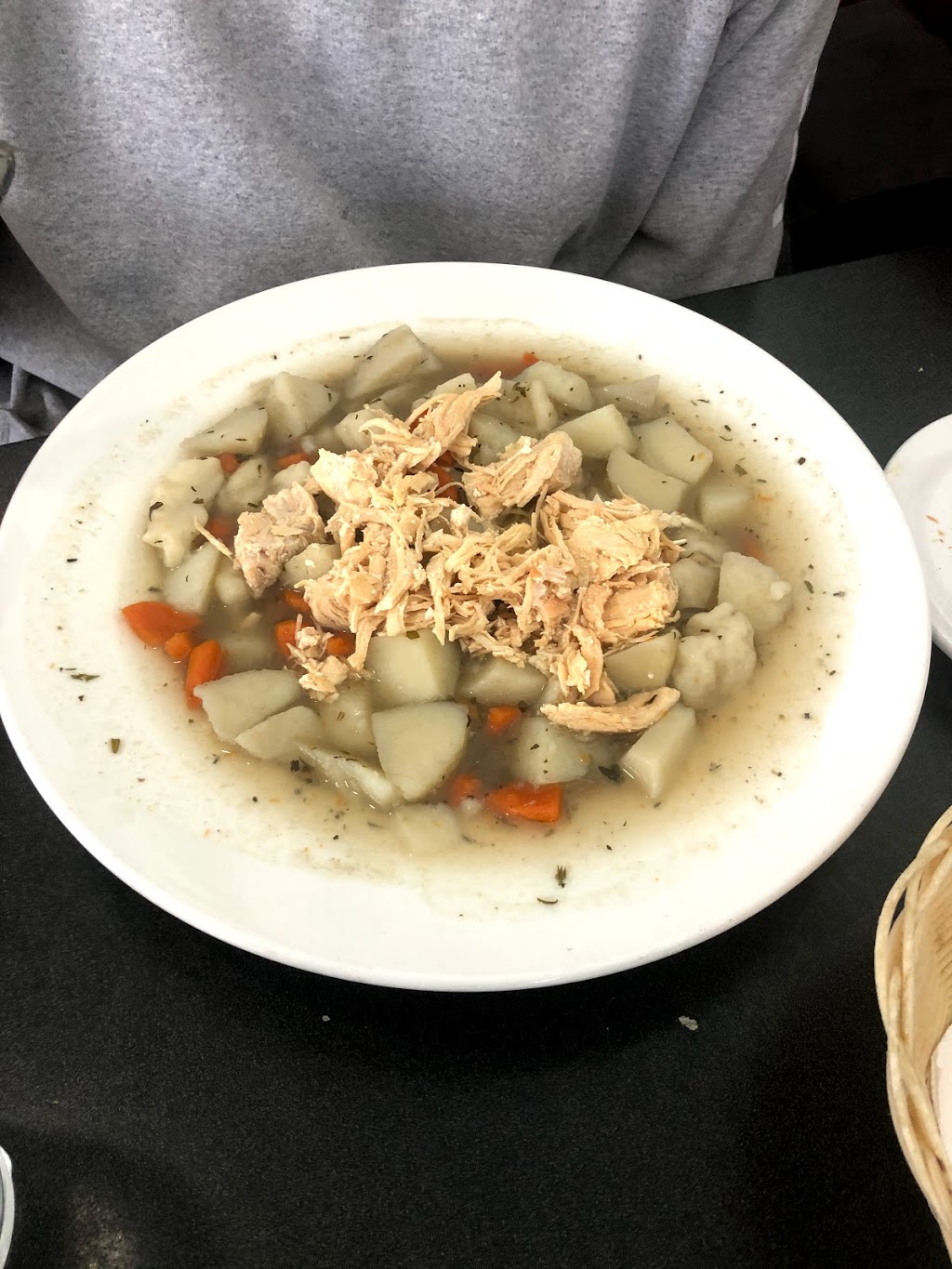 Restaurant Du Village | 4524 Rue Principale, Saint-Antoine, NB E4V 1R1, Canada | Phone: (506) 525-2622