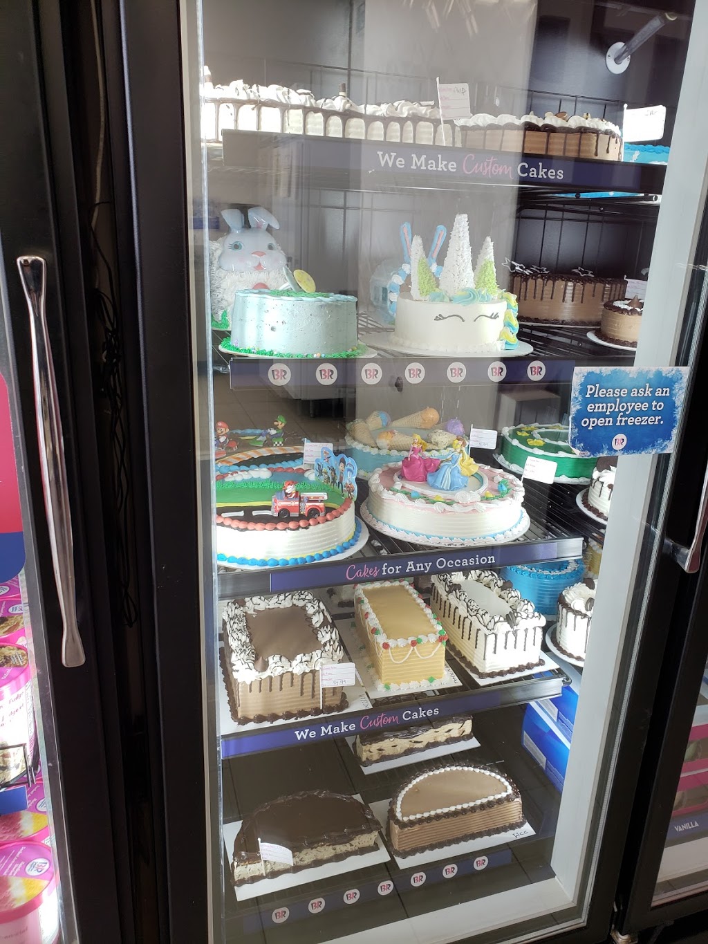 Baskin Robbins | 72 Quarry Edge Dr, Brampton, ON L6V 4K2, Canada | Phone: (905) 451-5199