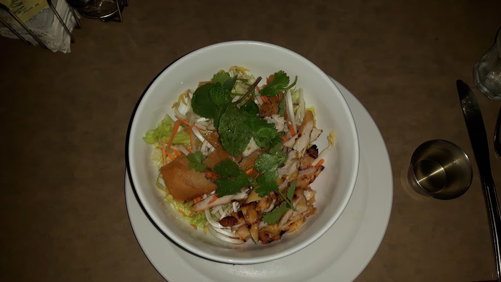 Les DÉLices Du Lao-Thai | 261 Rue Saint Ignace, LAssomption, QC J5W 1M8, Canada | Phone: (450) 938-1989