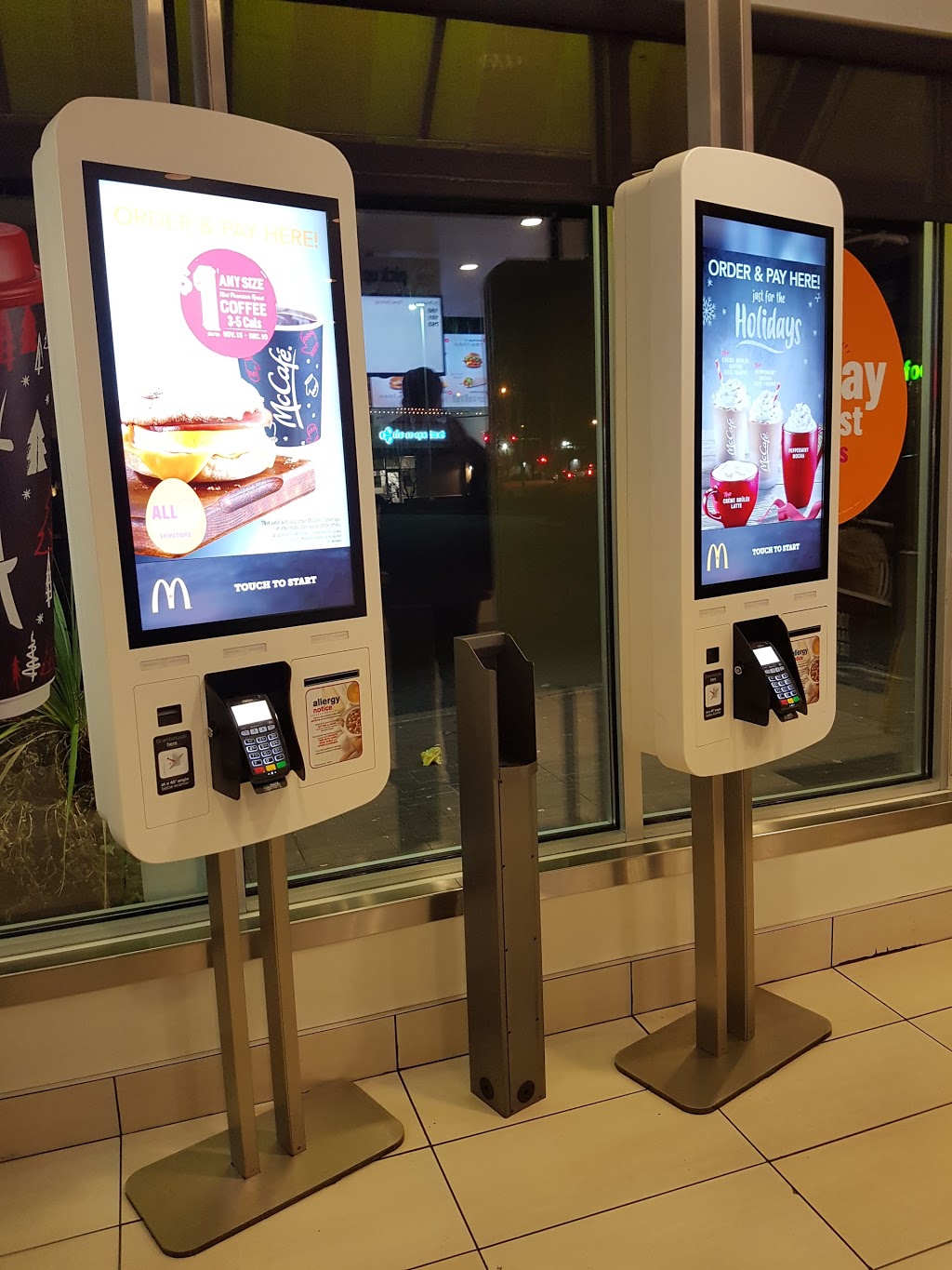 McDonalds | 6675 Mary Ellen Dr, Nanaimo, BC V9V 1T7, Canada | Phone: (250) 390-7000