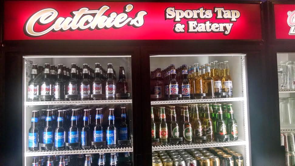 Cutchies Sports Tap & Eatery | 951 Devonshire, Woodstock, ON N4S 5S1, Canada | Phone: (519) 539-5779