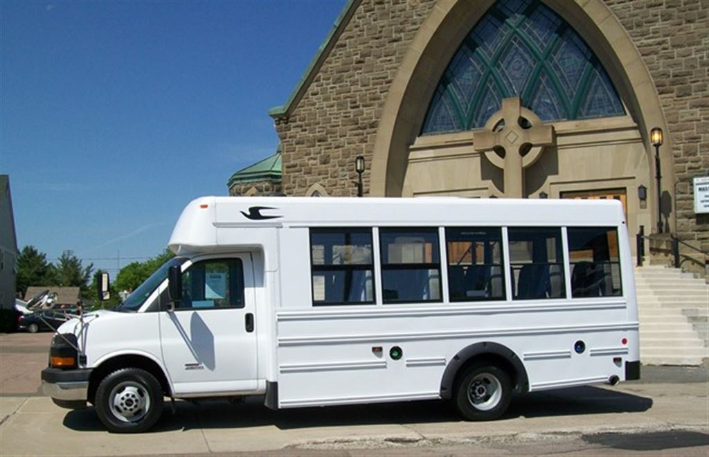 Rainbow Charter Service Inc | 4 Ingrid Dr, Scarborough, ON M1G 3A6, Canada | Phone: (416) 451-0055