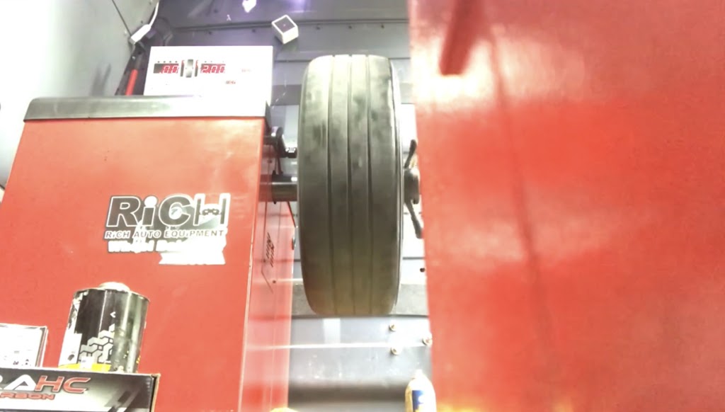 LUCAS MOBILE TIRE SHOP | 79 Jameson Ave, Toronto, ON M6K 2W7, Canada | Phone: (647) 713-6267