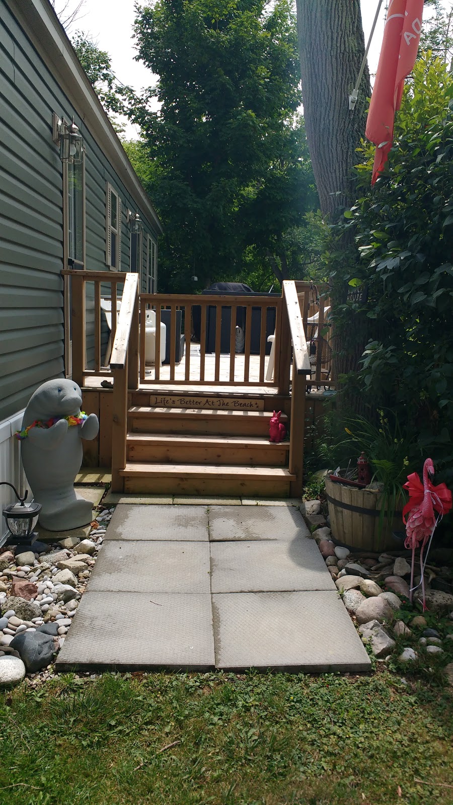 Lighthouse Cove Tent & Trailer Park (The) | 77719 Bluewater Hwy, Bayfield, ON N0M 1G0, Canada