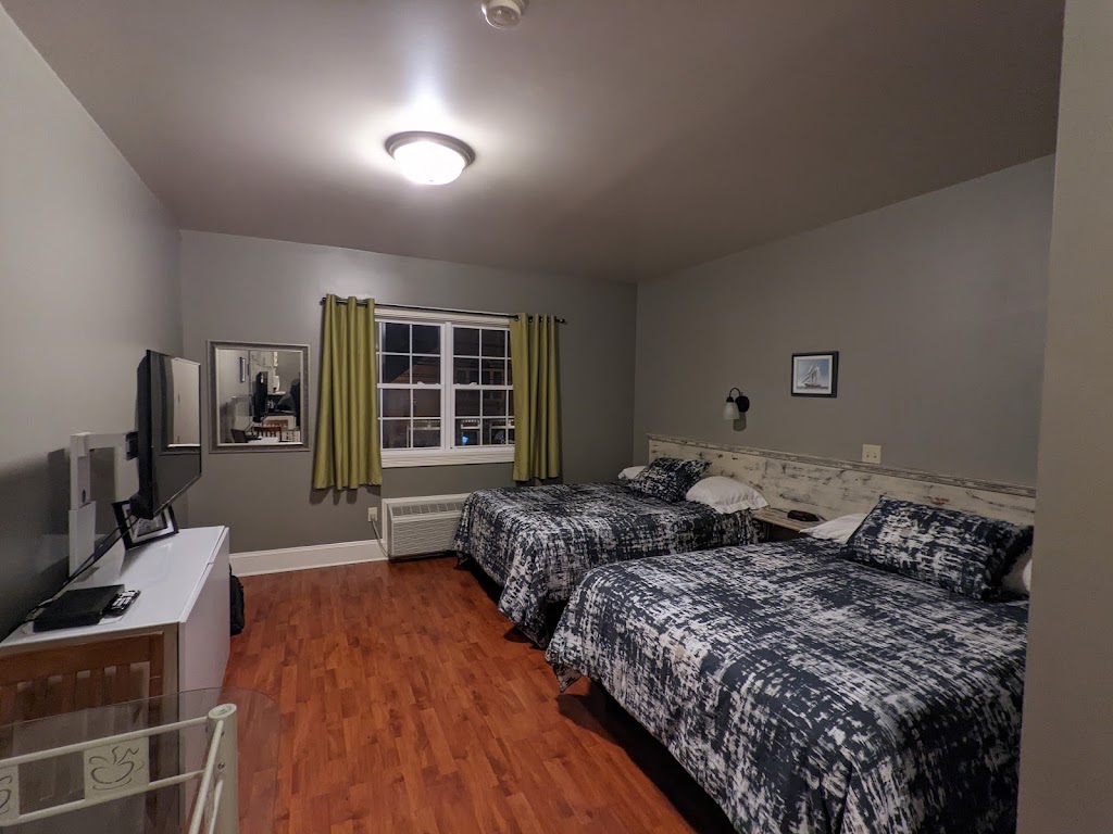 Shoreline Suites | 78 Water St, Digby, NS B0V 1A0, Canada | Phone: (902) 245-5110