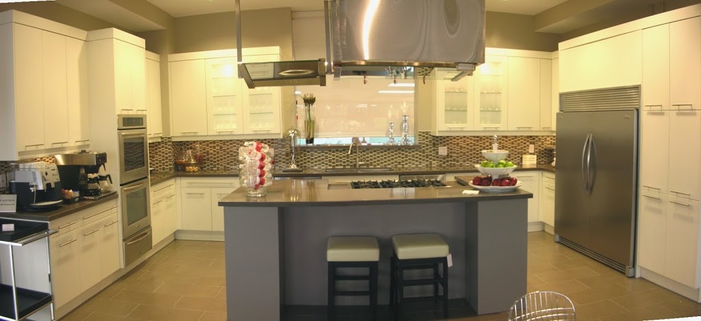 Cady Kitchens & Custom Cabinetry | 22 Strathearn Ave #7B, Brampton, ON L6T 4X7, Canada | Phone: (905) 488-7869