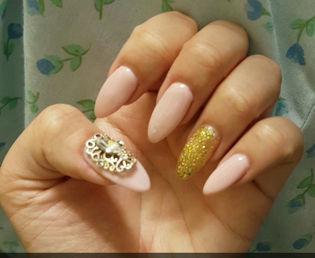 Binhs Nails | 18557 Stony Plain Rd, Edmonton, AB T5S 2X6, Canada | Phone: (780) 481-6888