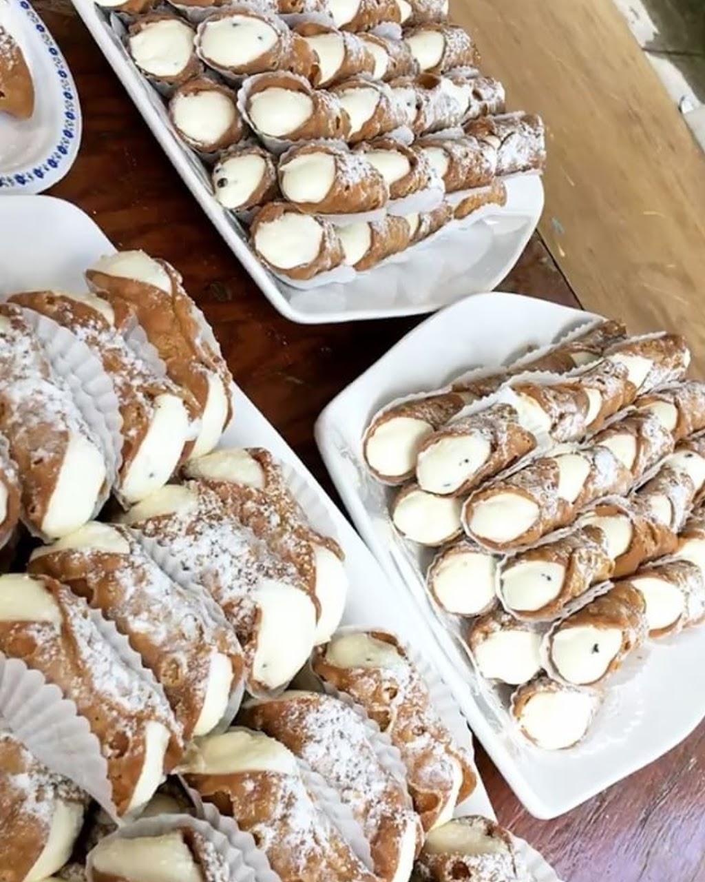 Pâtisserie Boulangerie Del Sole Anjou | 7750 Boul Henri-Bourassa E, Montréal, QC H1E 1P2, Canada | Phone: (514) 648-3222