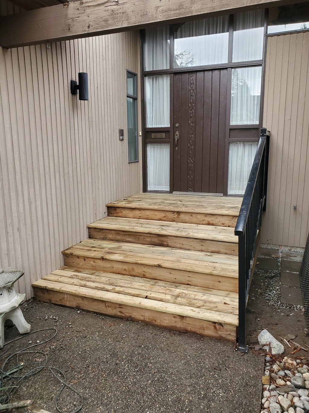 Black Dog Fencing Inc. | Lorne Ave, Maple Ridge, BC V2X 1H6, Canada | Phone: (778) 879-7335
