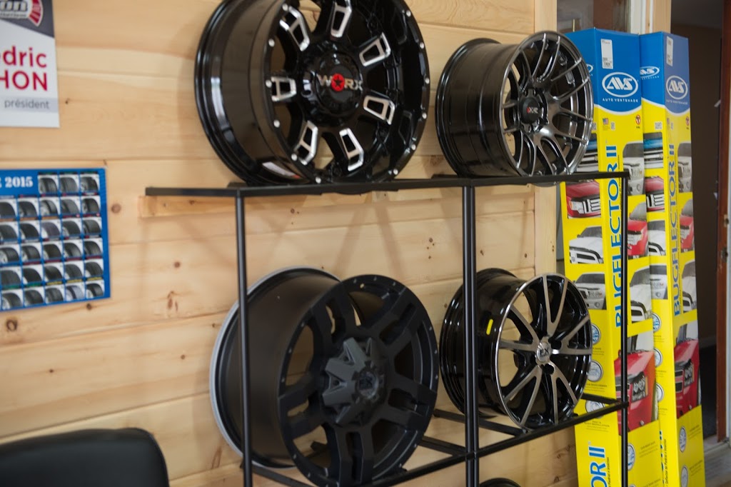 Garage CM Rochon | 1788 QC-117, Val-David, QC J0T 2N0, Canada | Phone: (819) 320-0598