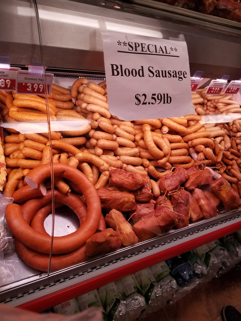 Super Sausage | 1439 Upper Ottawa St, Hamilton, ON L8W 3J6, Canada | Phone: (905) 383-7300