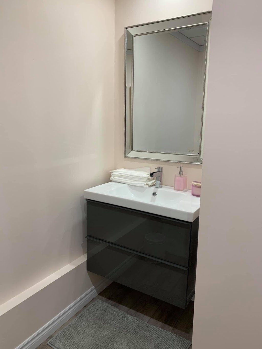 Adore Advanced Medical Aesthetics | 1428 Pelham St, Fonthill, ON L0S 1E0, Canada | Phone: (905) 328-3126