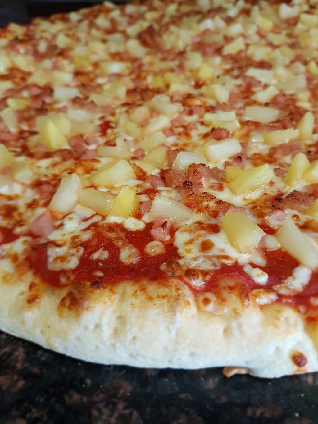 Ginos Pizza | 1491 Innisfil Beach Rd #3, Innisfil, ON L9S 4B2, Canada | Phone: (866) 310-4466