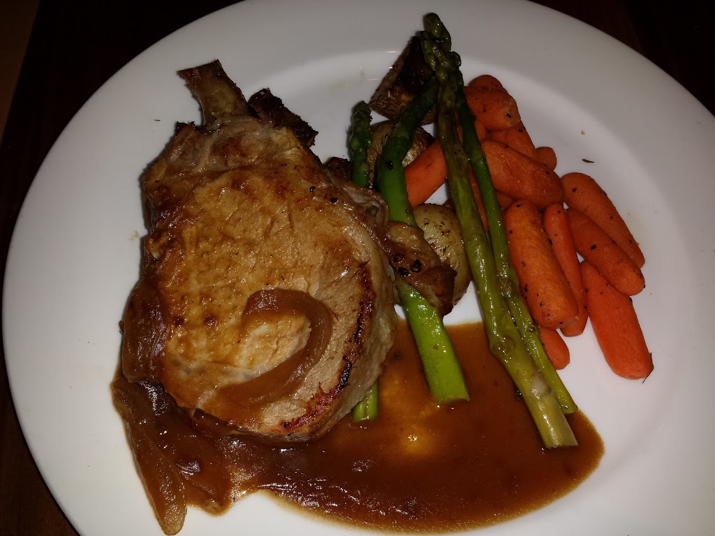Simcoe Yard House Pub | 5899 Rama Rd, Rama, ON L3V 6H6, Canada | Phone: (705) 329-3325