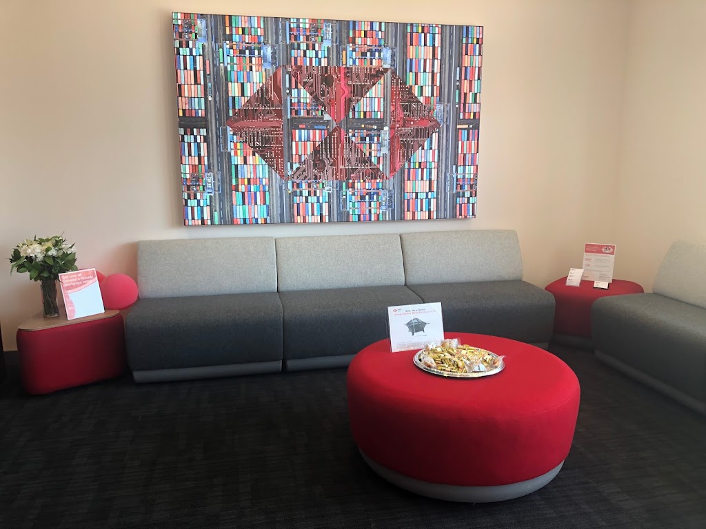 HSBC Bank | 275 Hays Blvd Unit G1, Oakville, ON L6H 6Z3, Canada | Phone: (888) 310-4722