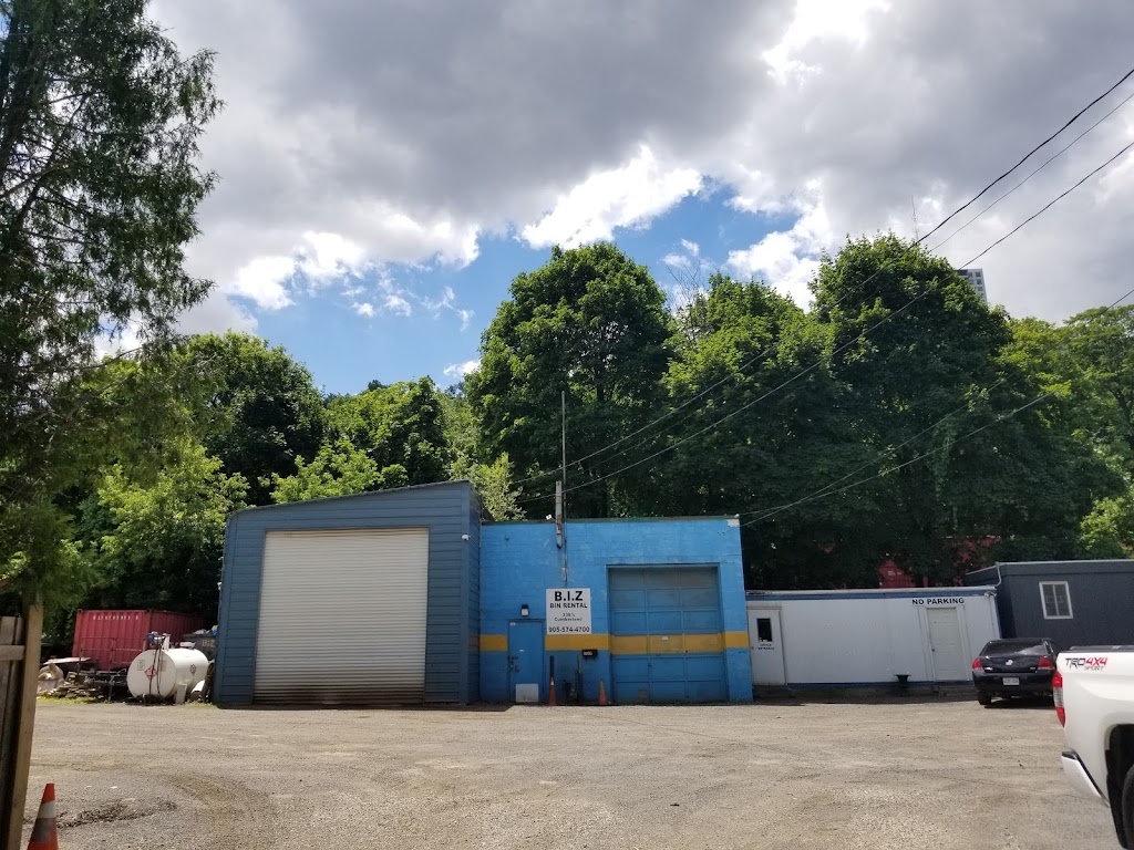 BIZ Bins | 338 Cumberland Ave, Hamilton, ON L8M 2A1, Canada | Phone: (905) 574-4700