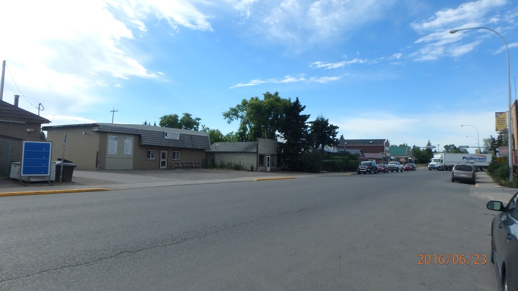 Esso | AB-7, Black Diamond, AB T0L 0H0, Canada | Phone: (403) 933-5555