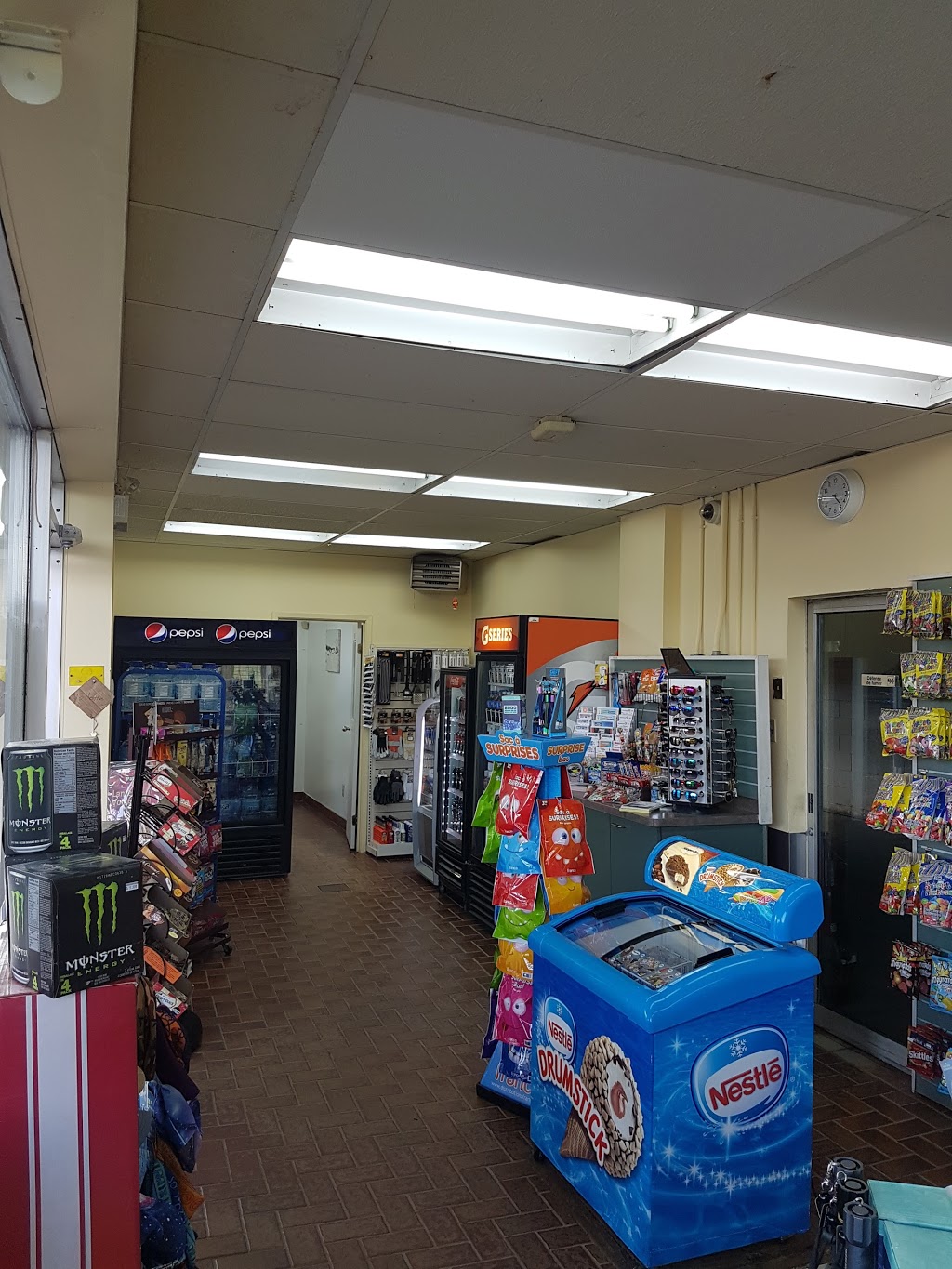 Shell | 1837 Rue King E, Sherbrooke, QC J1G 5G7, Canada | Phone: (819) 346-9201
