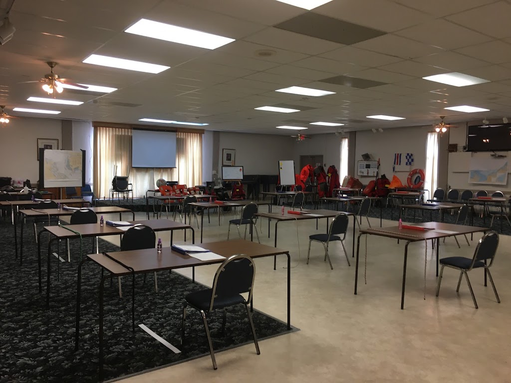 Landsend Marine Training | 352 Camelia Way, Gibsons, BC V0N 1V0, Canada | Phone: (604) 989-3575