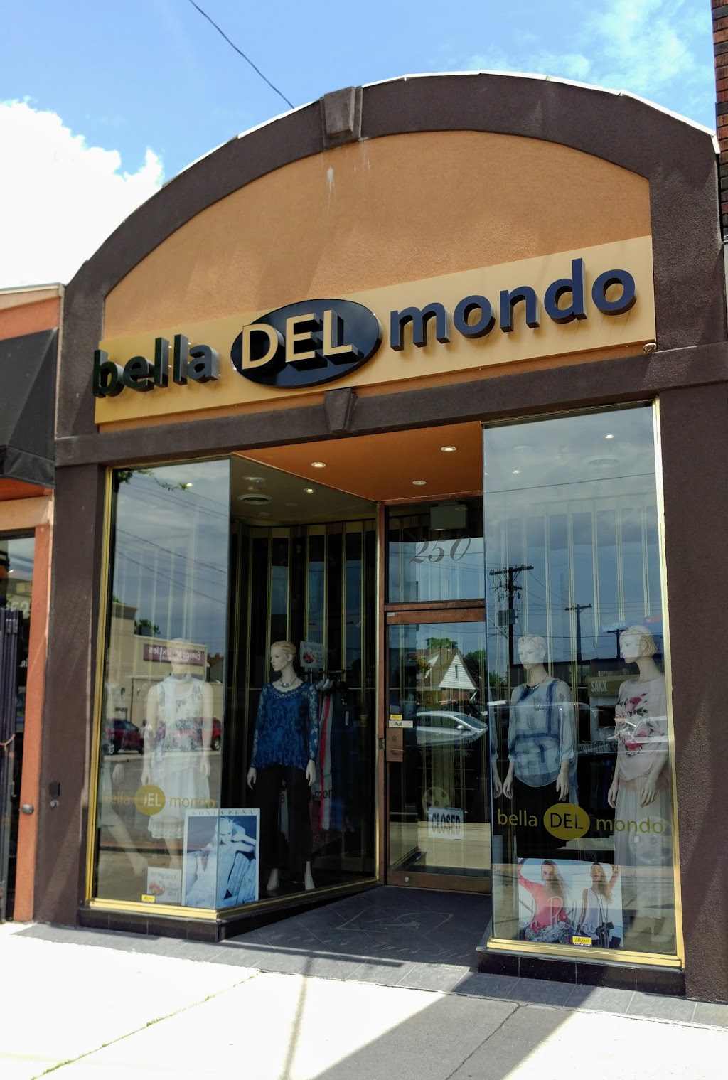 Bella Del Mondo | 250 Ottawa St N, Hamilton, ON L8H 3Z7, Canada