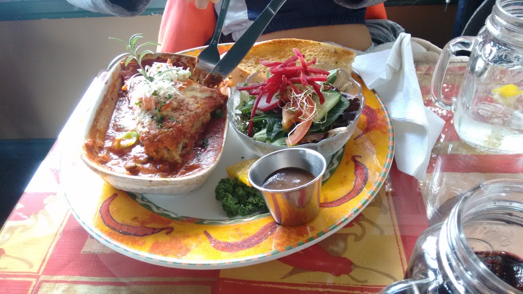 Blues Bayou Cafe | 899 Marchant Rd, Brentwood Bay, BC V8M 1B4, Canada | Phone: (250) 544-1194