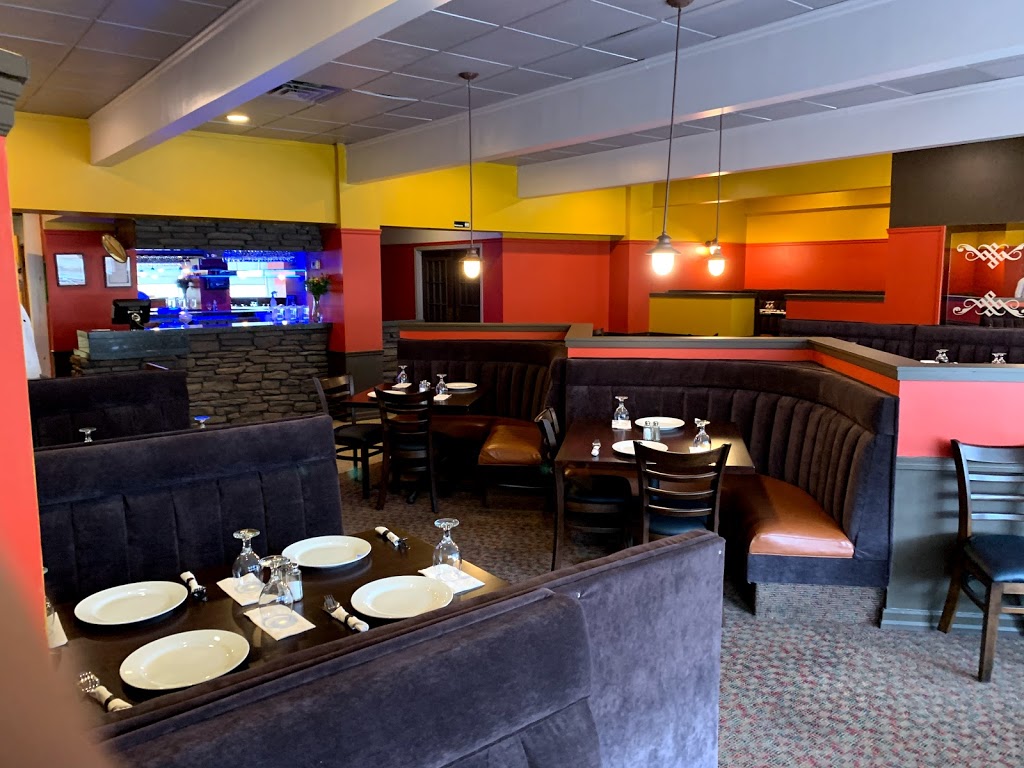 Kohinoor Indian Bistro | 1126 Albert St, Regina, SK S4R 2R1, Canada | Phone: (306) 522-5250