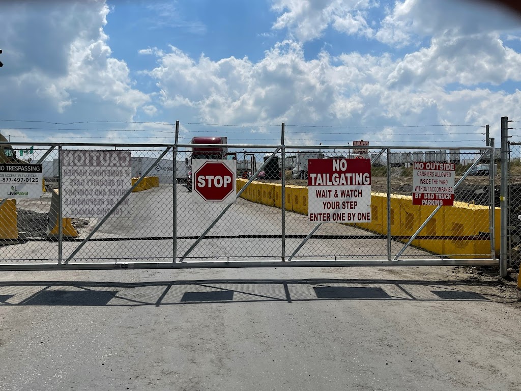 D&D Truck and Equipment Parking | 1059 Commerce Way, Woodstock, ON N4V 0A2, Canada | Phone: (416) 844-2210