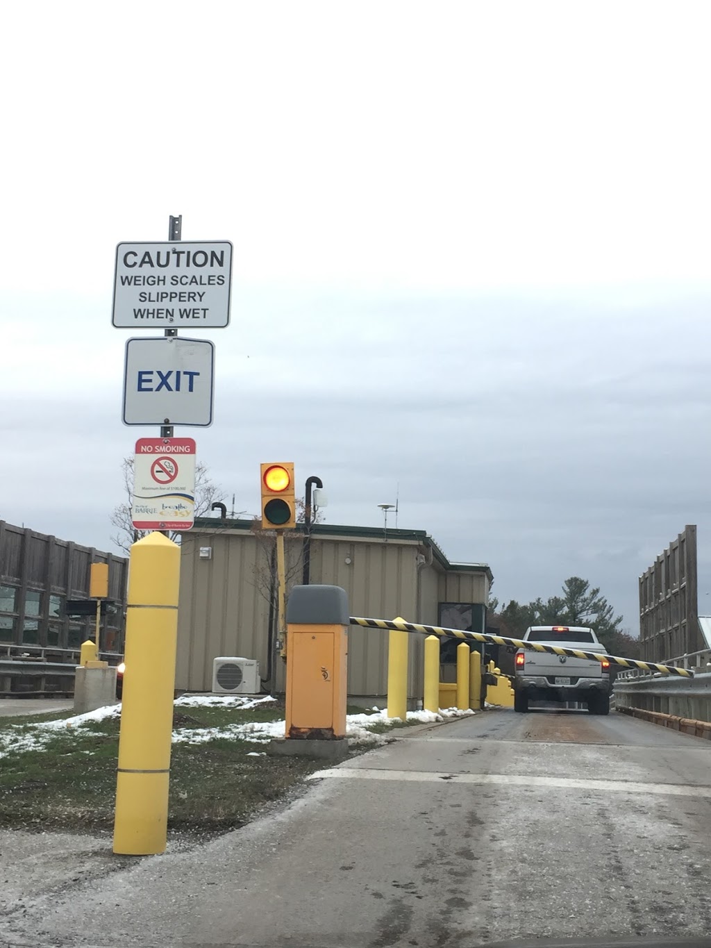 Barrie Landfill & Environmental Centre | 272 Ferndale Dr N, Barrie, ON L4N 7X7, Canada | Phone: (705) 739-4219