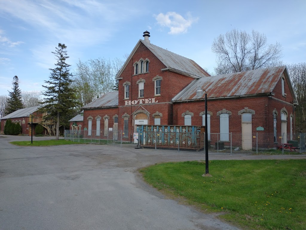 Camping Pointes-Des-Cascades | 2 Chem. du Canal, Pointe-des-Cascades, QC J0P 1M0, Canada | Phone: (438) 355-6856