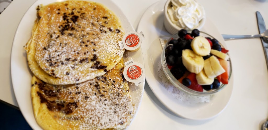 BreakFast Room | 384 Royal York Rd, Etobicoke, ON M8Y 2R3, Canada | Phone: (647) 351-7890