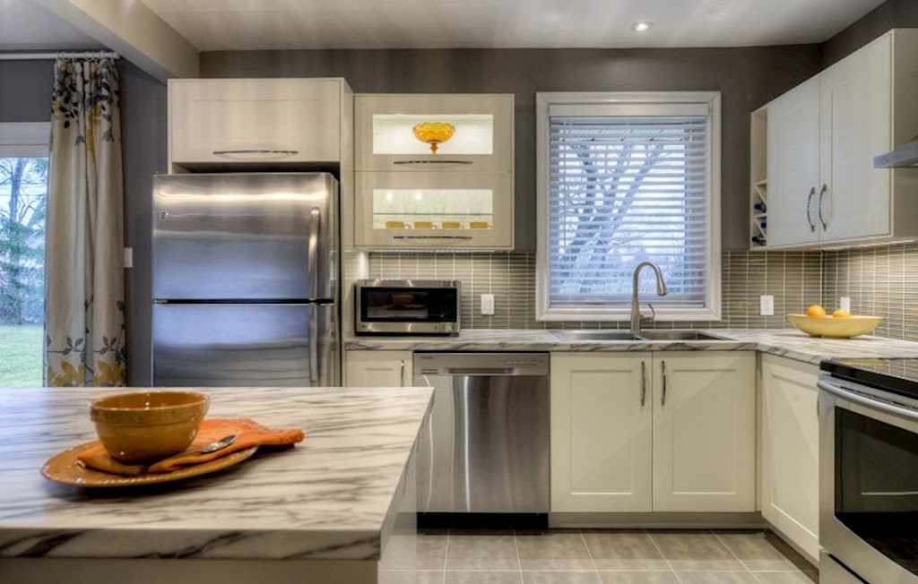 Premiere Suites | 165 Av. Allard, Dorval, QC H9S 3A9, Canada | Phone: (888) 575-7808