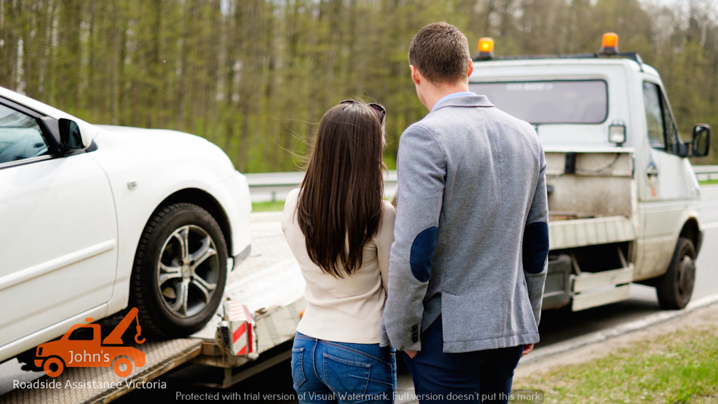 Johns Roadside Assistance Victoria | 551 Hillside Ave, Victoria, BC V8T 1Y8, Canada | Phone: (236) 237-1510
